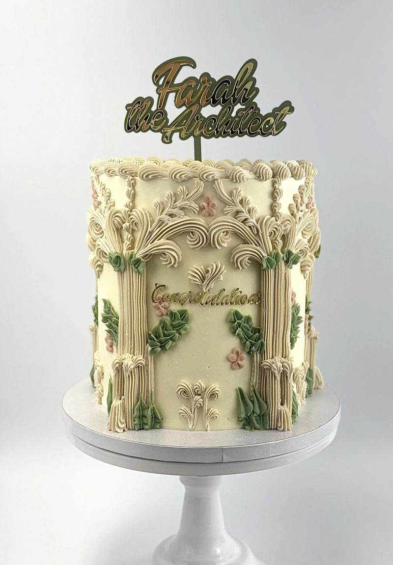 Architectural Vintage Round Cake